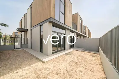 Motivated Seller | Large Plot | Pool Facing